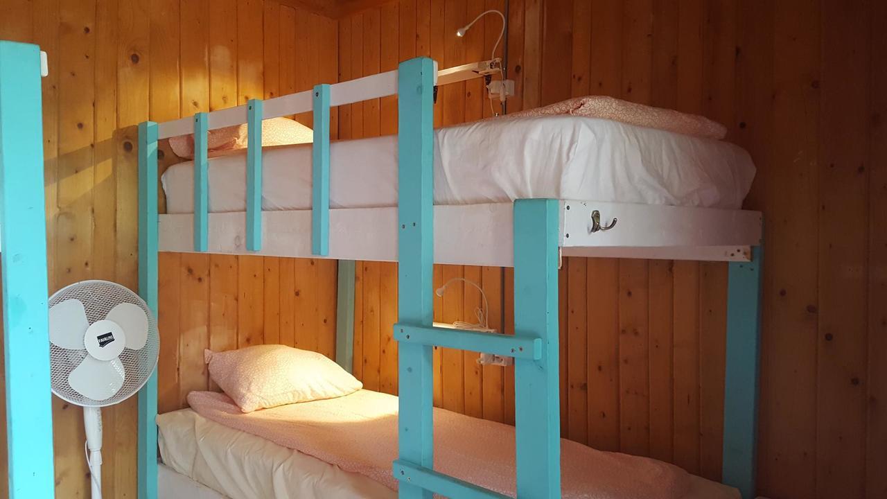 Vampire Beach Hostel Vama Veche Exterior photo